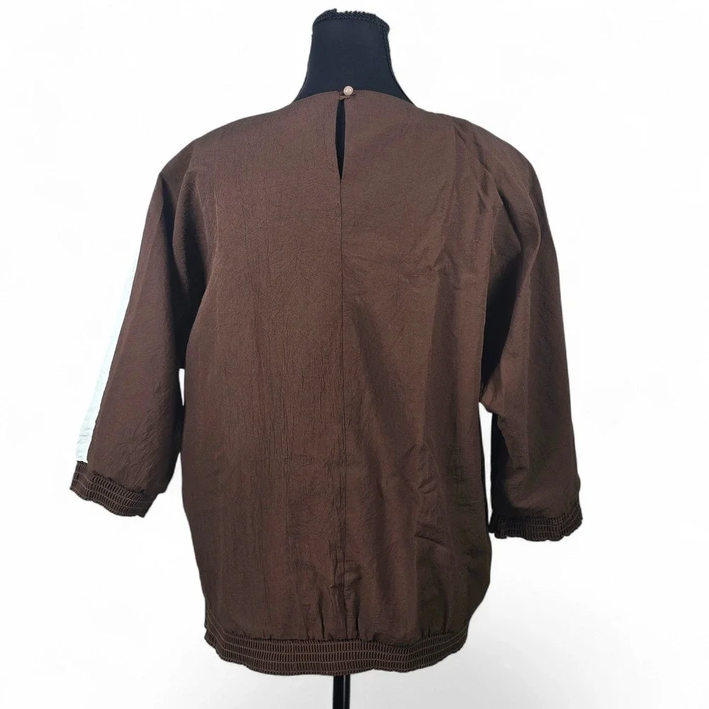 Vintage Regal Brown White Abstract Applique Smocked Art to Wear Top Small USA